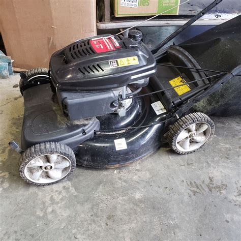 Pick up at one of 500+. YARD MACHINES SELF PROPELLED GAS LAWN MOWER - Big Valley ...