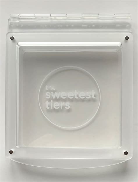 Sweet Stencil Holder By The Sweetest Tiers Thecookieryca