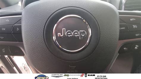 24 "Easter Eggs" in the Jeep Grand Cherokee! - YouTube