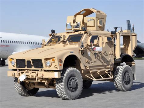 Oshkosh Defense Wins Contract To Build The Humvee Replacement Popular