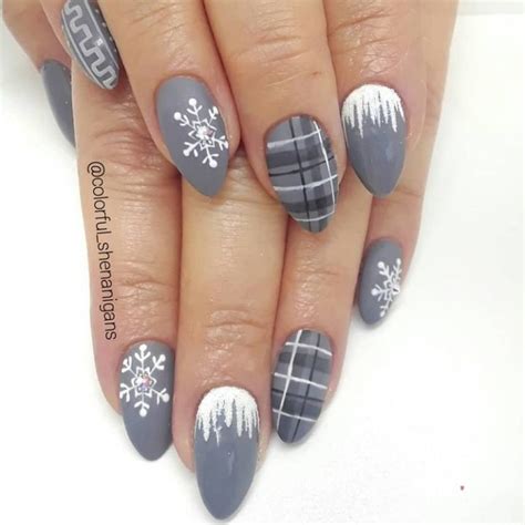 35 Cute Winter Nails Design To Enjoy Inspired Beauty