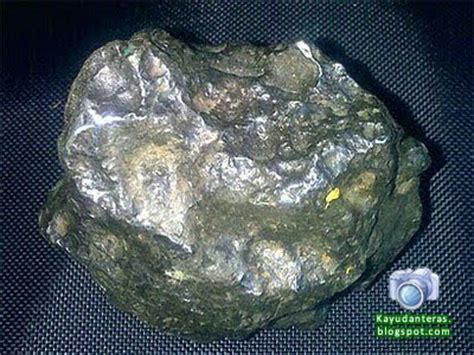 As is bintang in english? Koleksi Teras Kayu dan Batu: Meteorite @ Tahi Bintang ...