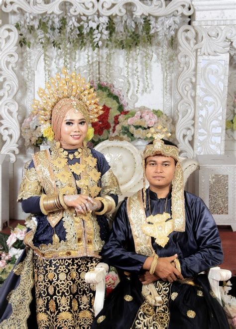 Mahalnya harga mahar bervariasi, tergantung daerah dan adatnya. Model Baju Pengantin Adat Bugis - Jual New Mahkota Sunting ...