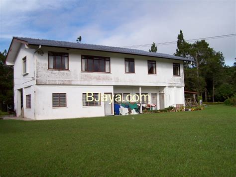 Fully furnished, this holiday home has a. Cameron Rose Bungalow, Cameron Highlands
