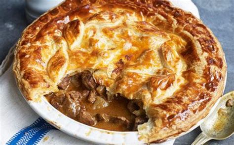 Simple And Tasty Beef Pie