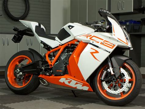 Bei mir heißt es, nur noch 2 tage und den rest von heute. Confirmado: Motos KTM chegam ainda em 2014 e 390 Duke em ...