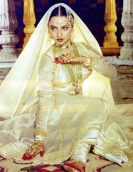 rekha s breathtaking perfection in and as umrao jaan movies
