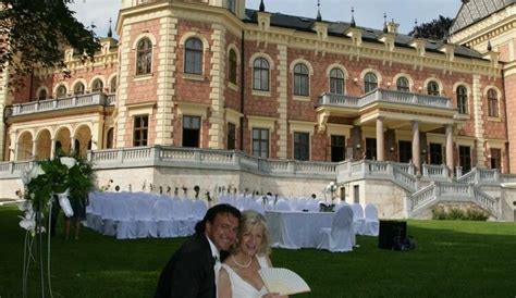 Schloss Traunsee Das Romantische Hochzeitsschlösschen Ganz Privat