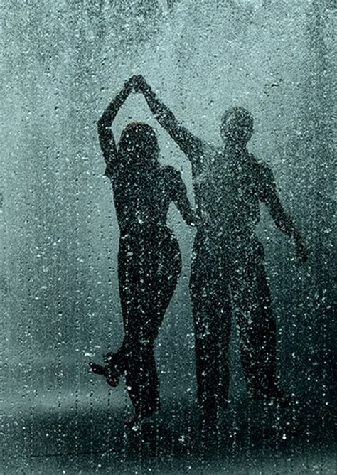 Dancing In The Rain Image Couple Photo Couple Rain Photography