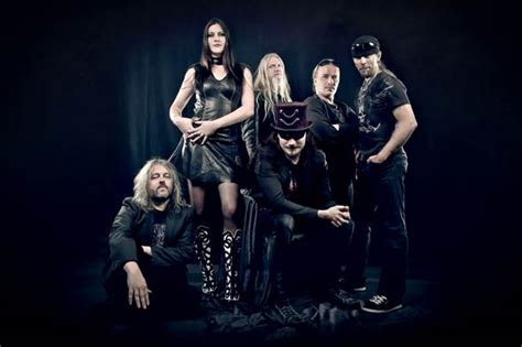 Only a few minutes in , its already well clear floor is just so right for nightwish , and main feature:please learn the setlist in 48 hours. NIGHTWISH - Megérkezett a dupla DVD harmadik előzetese