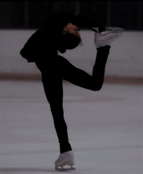 Pin By Danielle Raz On Ice Skating Skating Aesthetic Dancing