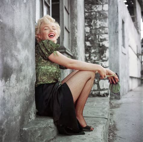 gorgeous pics of marilyn monroe photographed by milton h greene in 1956 ~ vintage everyday
