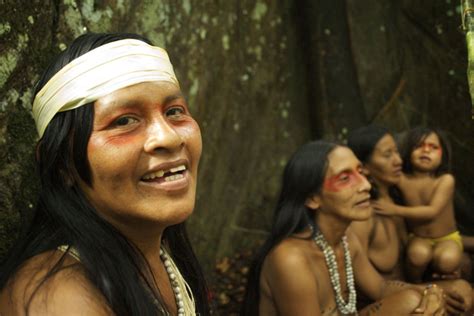 Bbc News In Pictures The Life Of The Huaorani In Ecuadors Amazon