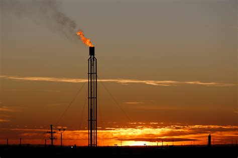 Epa To Lift Obama Era Controls On Methane A Potent Greenhouse Gas