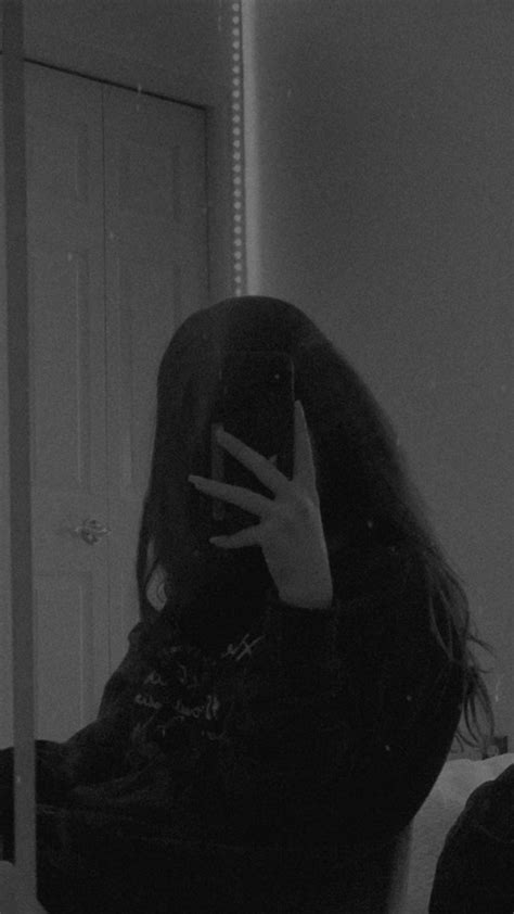 pinterest blurred aesthetic girl mirror shot face aesthetic girls mirror