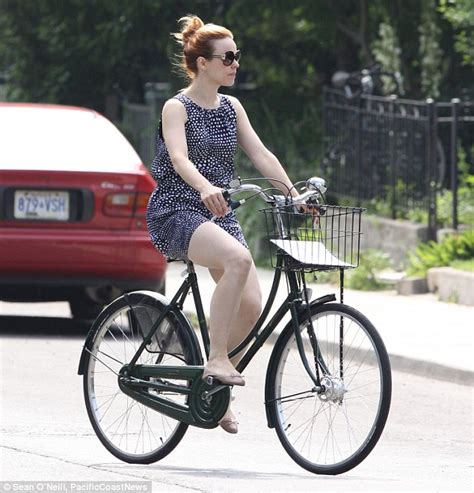Rachel Mcadams Is The Epitome Of Vintage Chic As She Cycles Around In