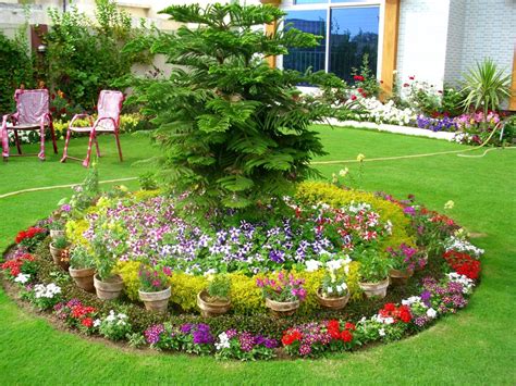 10 Small Flower Garden Ideas To Build A Serene Backyard