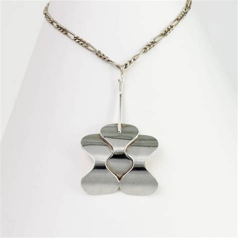 Silver Scandinavian Modern Pendant And Chain From Hopeajaloste Oy For