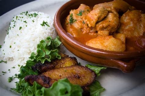 3:16 0omystixo0 234 437 просмотров. Fricase De Pollo (Cuban Chicken Stew)