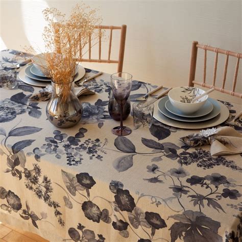 Zara home jacquard blanket with embroidered lines $119 $90. Zara home catalogo: tutte le novità — Designandmore ...
