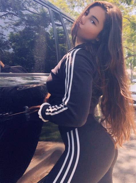 Mckayla Maroney Returns To Twitter Looks Fantastic In New Picture