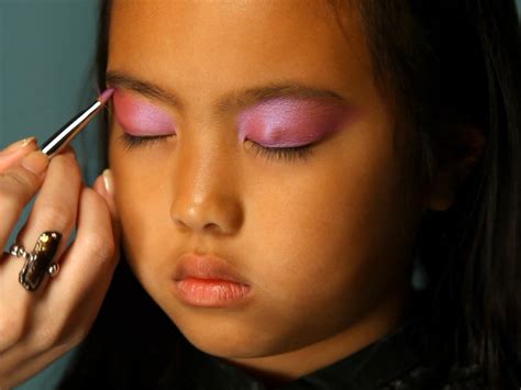 Makeup Tutorials For Kids | Examples and Forms