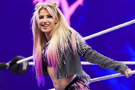alexa bliss names the celebrity she wants to see have a run in wwe