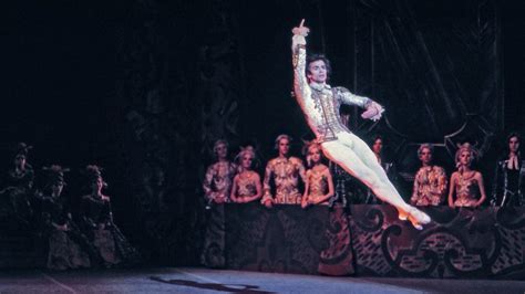 ませんので Nureyev As Dancer As Choreographer 中古品 の通販はau PAY マーケット ドリエムコーポレーション商品ロットナンバー