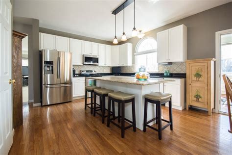 Usually, floor plans are coming with schematic markings of all the elements in the kitchen with their sizes and location. What are the Best Wood Surfaces for Your Kitchen Floor ...