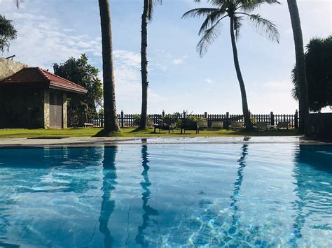 Blue Beach Wadduwa Updated 2022 Hotel Reviews And Price Comparison Panadura Sri Lanka