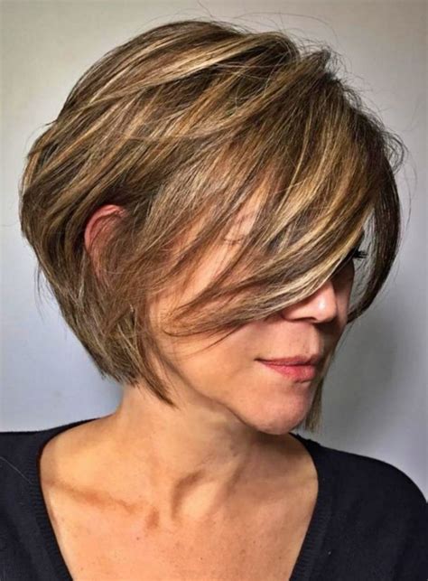 14 Stunning Short Hairstyles For Older Women