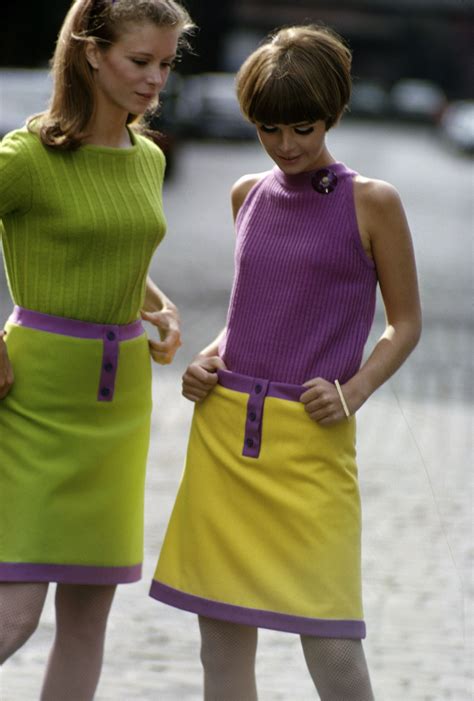18 Style Mistakes We All Made In The 60s 60s Fashion Trends 60s Fashion Mod Fashion