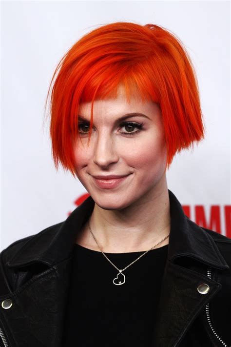 Hayley Williams Wavy Orange Bob Colored Bangs Side Part Undercut