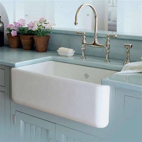 Farmhouse Sink Classic Designs For Modern Kitchens