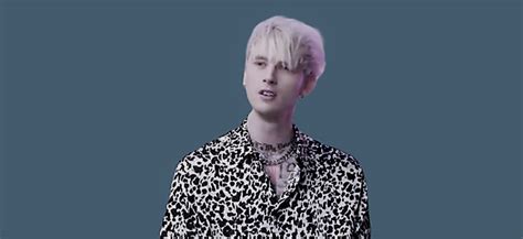 How did megan fox and machine gun kelly meet? Megan Fox Biography, Age, Height, and Net Worth ...