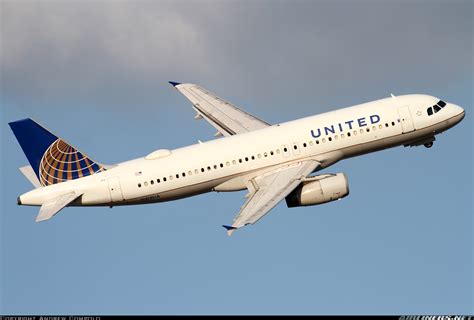 Airbus A320 232 United Airlines Aviation Photo 3949239