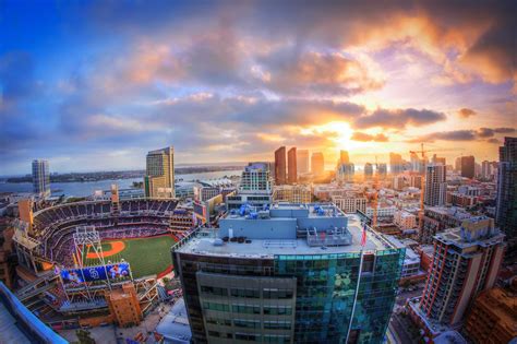 The horizon should be clearly defined and the brightest stars should be visible under good atmospheric. Pin by Tim Kellogg on San Diego | Downtown san diego, San ...