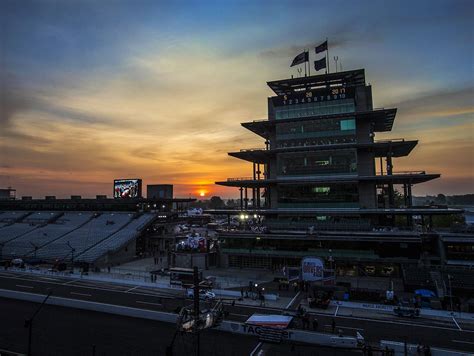This Years Indy 500 Will Be First With Smoking Ban In Ims Grandstands