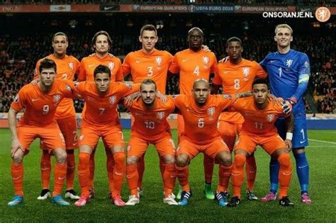 Bond ierland heeft zondag op het nippertje gelijkgespeeld tegen oostenrijk in de kwalificatie voor het wk voetbal van 2018. Nederlands elftal 28 Maart 2015 | Nederland, Turkije, Cultuur