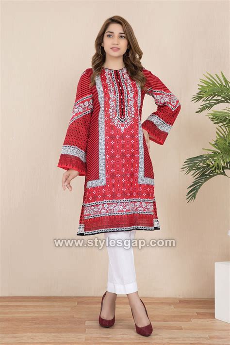 Latest Summer Lawn Kurta Designs And Stitching Styles Collection 2021 22