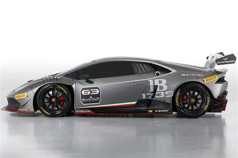 The aim was to maintain the same high downforce of the previous. Lamborghini Huracan LP 620-2 Super Trofeo unwrapped