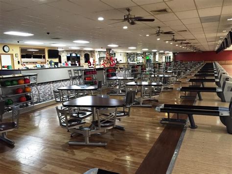Kindlasti on neil ka muid nõuandeid ja soovitusi. Photos « Wickliffe Lanes - The Bowlers' Choice