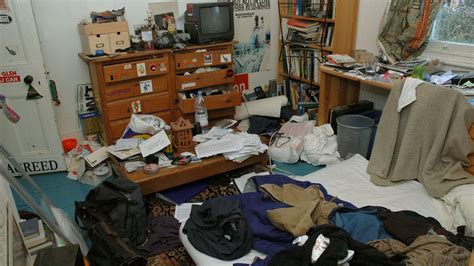 The Difference Between Hoarding And Having A Messy Home Huffpost Life
