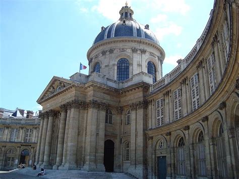 Palais De Linstitut Ancien Collège Des Quatre Nations à Paris 6e