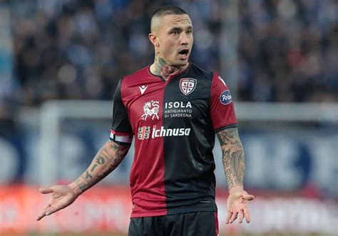 Radja nainggolan haberleri sayfasında güncel ve son dakika radja nainggolan hakkında haberler ile bilgiler bulunmaktadır. Inter, Nainggolan-Cagliari a titolo definitivo | Giulini ...