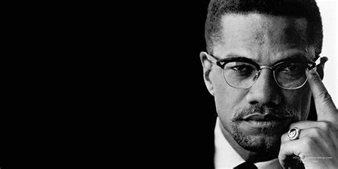 Directed by spike lee, this 1992 biopic stars denzel washington as the film starts with his childhood as malcolm little, who later grows up to be a gangster with his best. Malcolm X kimdir? - Yeni Akit