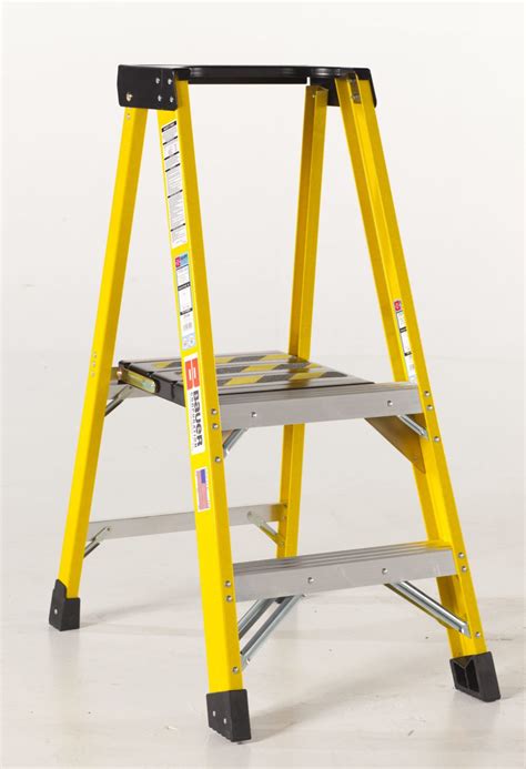 4' Fiberglass 351 Series Platform Ladder - Type 1AA 375 lb. Rated | Bauer Corporation