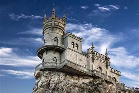 Lastochkino Gnezdo Aka Swallows Nest Old Bridges Seeing 33 Russian