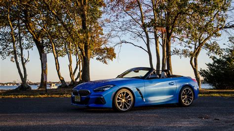 Watch the toyota supra & bmw z4 go head to head in a drag race: Part-Sharing between the BMW Z4 and Supra isn't a bad thing... for BMW | Bmw z4, Bmw, New bmw