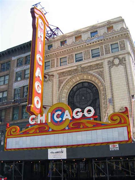1 reason for visiting chicago is the food. What Chicago is Famous For | HubPages
